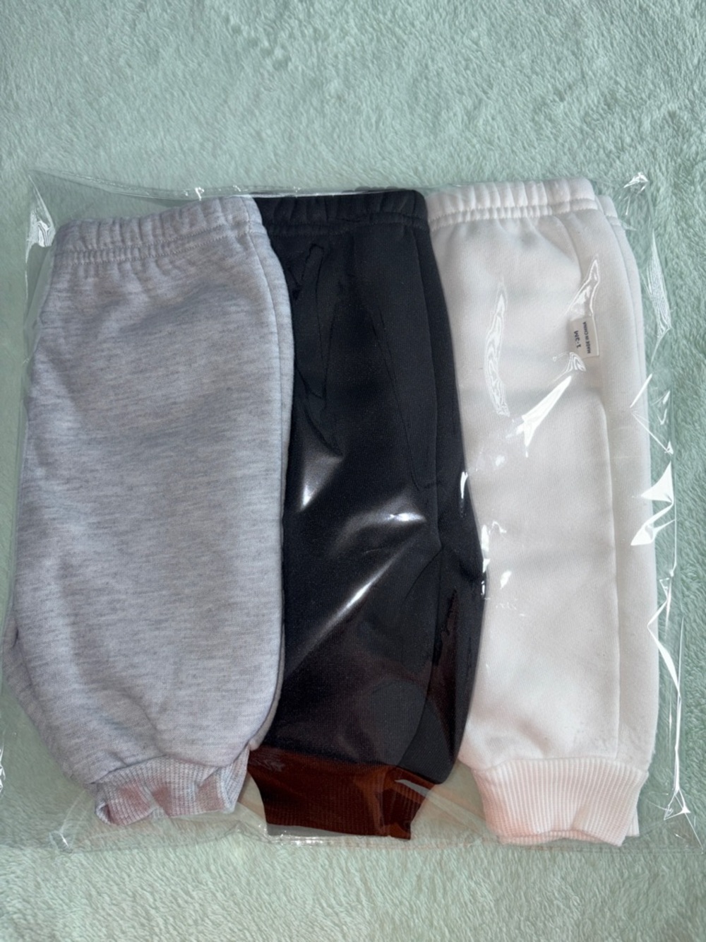 SHEIN Kids 3-Pack Sweatpants - Light Gray, Black, White
